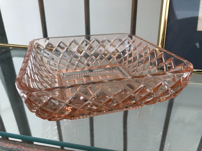 Vintage pink depression glass diamond pattern candy dish