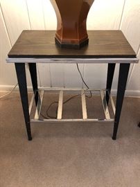 Wood & metal accent table