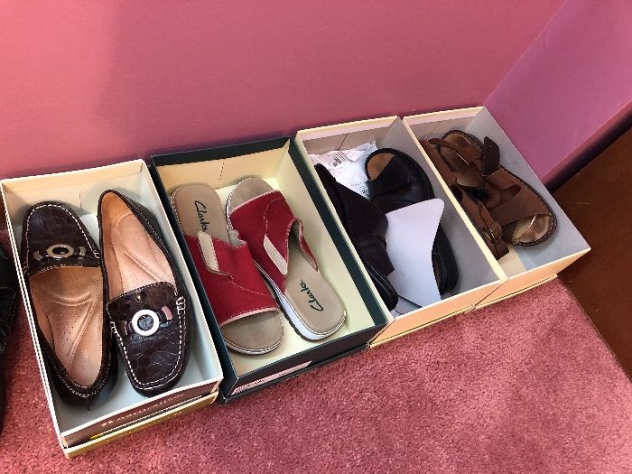 Ladies shoes, Naturalizer, Clarks, etc