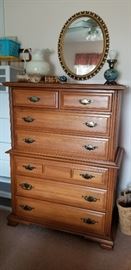 NICE CHEST OF DRAWERS  --  MIRROR  