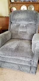 SWIVEL ROCKER RECLINER