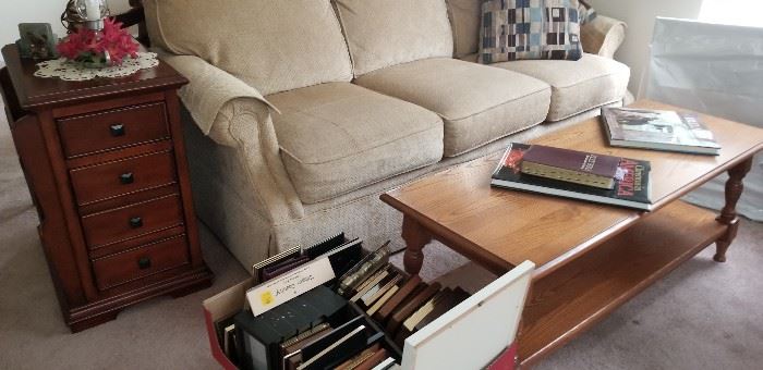 FLEXSTEEL COUCH  --  LANE END TABLE  --  BRASS LAMPS  --  OAK COFFEE TABLE    --  FRAMES