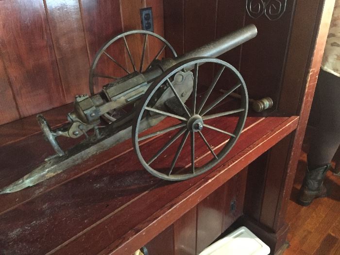 Spanish American era breech loading signal cannon--authentic