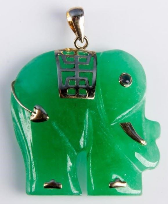 Lot 125 - Jewelry 14kt Yellow Gold Elephant Jade Pendant