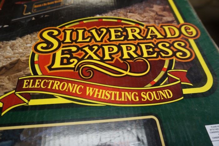 Silverado Express Electronic Whistling Train Set