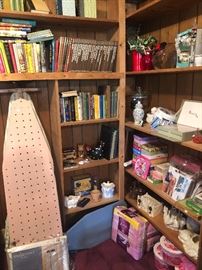 Vintage books and cards, lots of misc