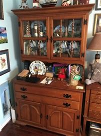 China Hutch $ 284.00