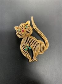 14k gold sassy cat