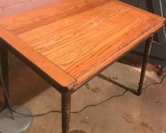 Old table with extendable sides!