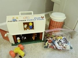 Fisher Price Play family farm