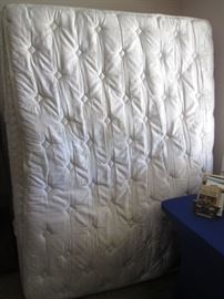 Queen Mattress Set