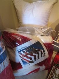 Heavy Blankets & Bed Pillows