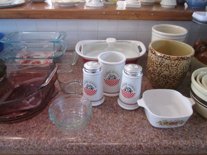 Pyrex Casseroles and Other Kitchen Ware