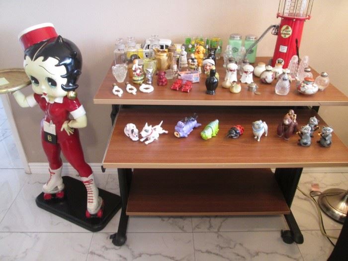 Rolling Computer Cart with Pull-Out Shelf