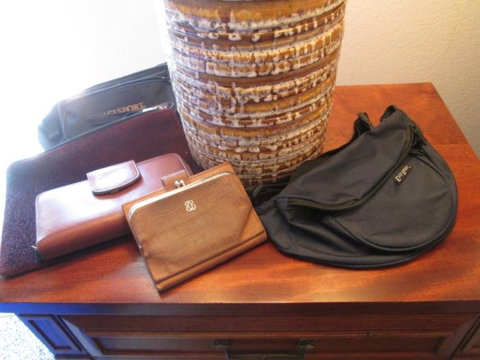 Totes & Purse Accessories