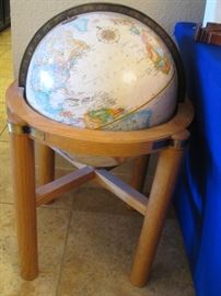 16" Globe in Oak Floor Stand