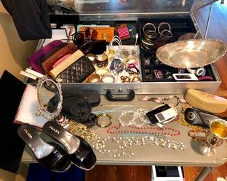 Loaded Jewelry Case