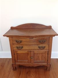 Oak 2drawer wash stand
