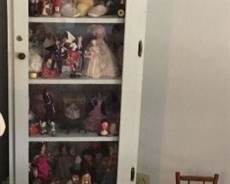 VINTAGE DISPLAY CABINET