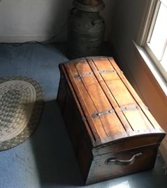 ANTIQUE JENNY LIND TRUNK