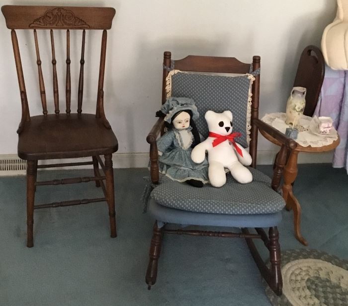 VINTAGE/ANTIQUE CHAIRS, SIDE TABLE