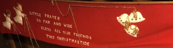 VINTAGE CHRISTMAS BANNER