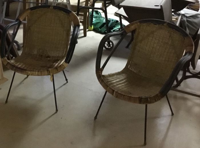 VINTAGE WICKER CHAIRS