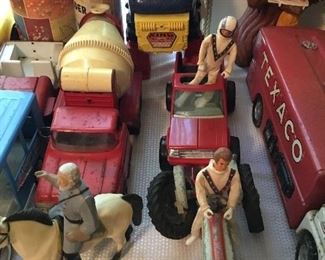 VINTAGE TOYS, TIN TOYS, EVIL KNIEVEL, TINKER TOYS