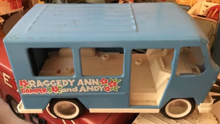 VINTAGE TIN RAGGEDY ANN AND ANDY VAN/CAMPER