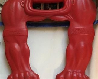 VINTAGE WHAMO MONSTER MAGNET
