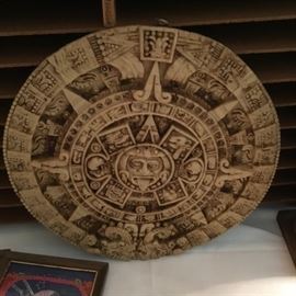 AZTEC SUN DIAL ART/DECOR