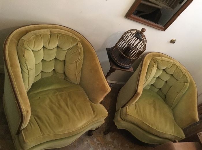 GREEN VELVET HICKORY CHAIR COMPANY BARREL CHAIRS (2)