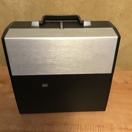 SLIDE PROJECTOR