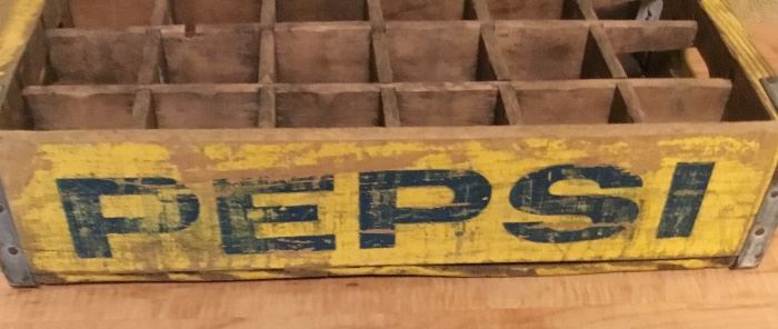 VINTAGE PEPSI CRATE