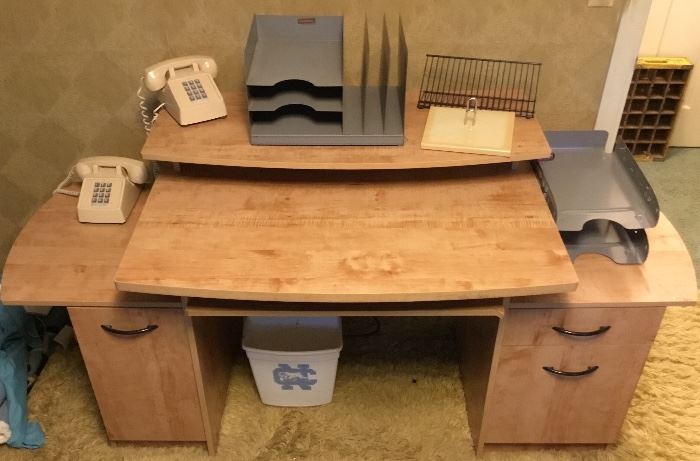 OFFICE DESK