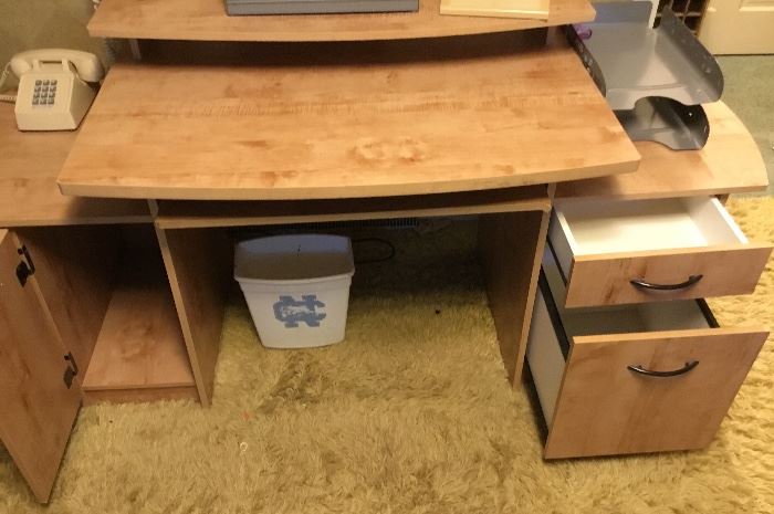 OFFICE DESK