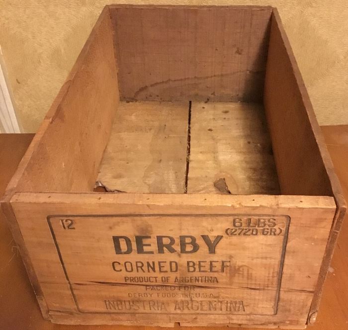 VINTAGE DERBY CORNED BEEF BOX