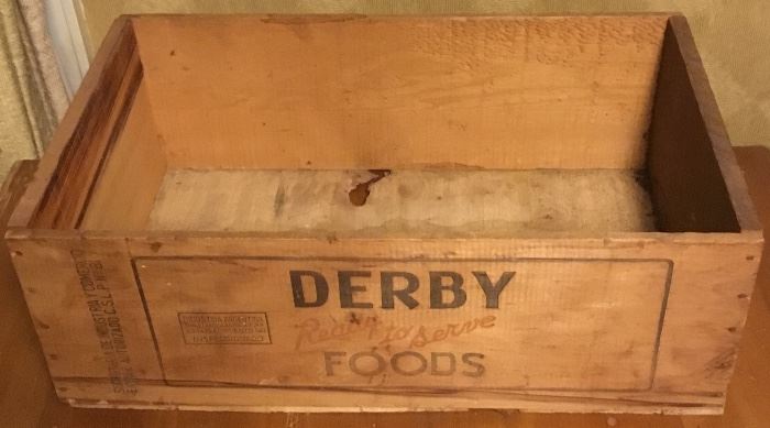 VINTAGE DERBY CORNED BEEF BOX