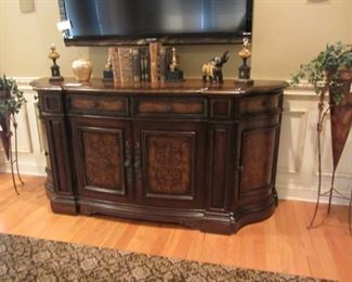 CREDENZA