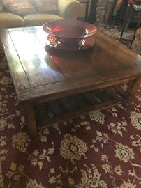 Large rug and coffee table 