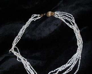 Vintage seed pearls set - needs some repair