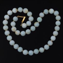 Antique Jade Bead Necklace 