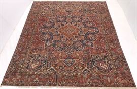 Antique Very Rare Fine HandKnotted Bakhtiari Palace Size Carpet, ca. 1920s 
