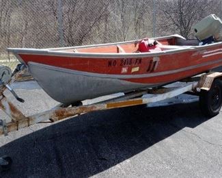 1984 Lowe's Aluminum 14' Jon Boat and Trailer With 1979 Evinrude 25hp Motor