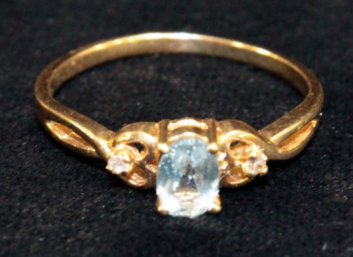 10K Gold Ring With Aquamarine And Diamonds, Size 7 1/2