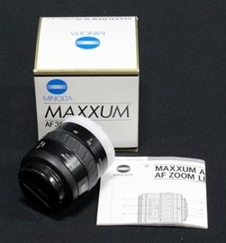 Minolta Maxxum Lens AF35-70 f/3.5-4.5 With 2 Lens Caps, In Box