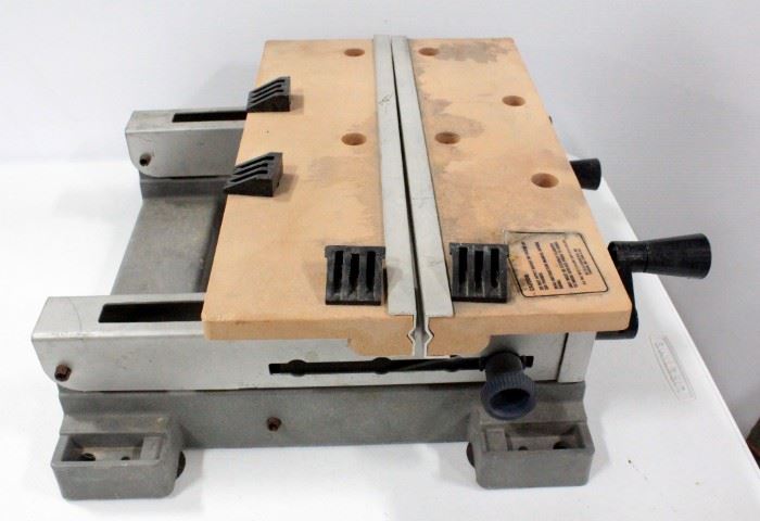 Black & Decker Benchtop Workmate 79-020 All Purpose Work Center And Vise