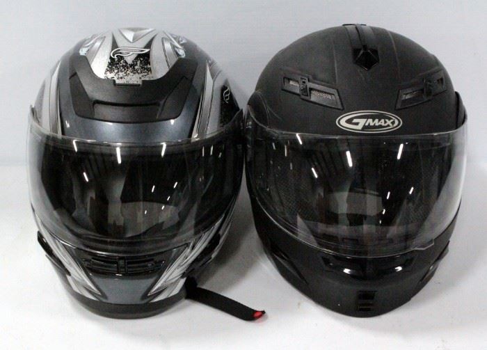 2 Motorcycle Helmets Including Fulmer N3 Size XL And GMAX 54S Size M