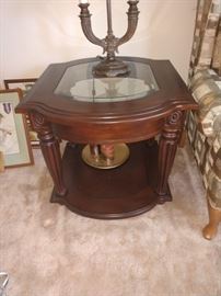 There's two of these beautiful end tables!