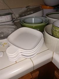 Sooo many bowls, Corning Ware, Pyrex, nice plastic sets!